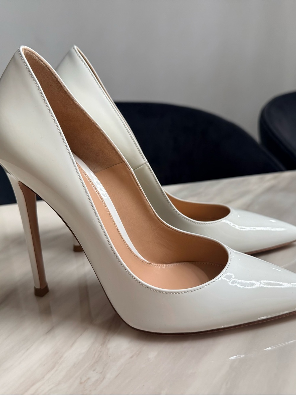 Brand new White Patent Pointed-Toe Stiletto Pumps